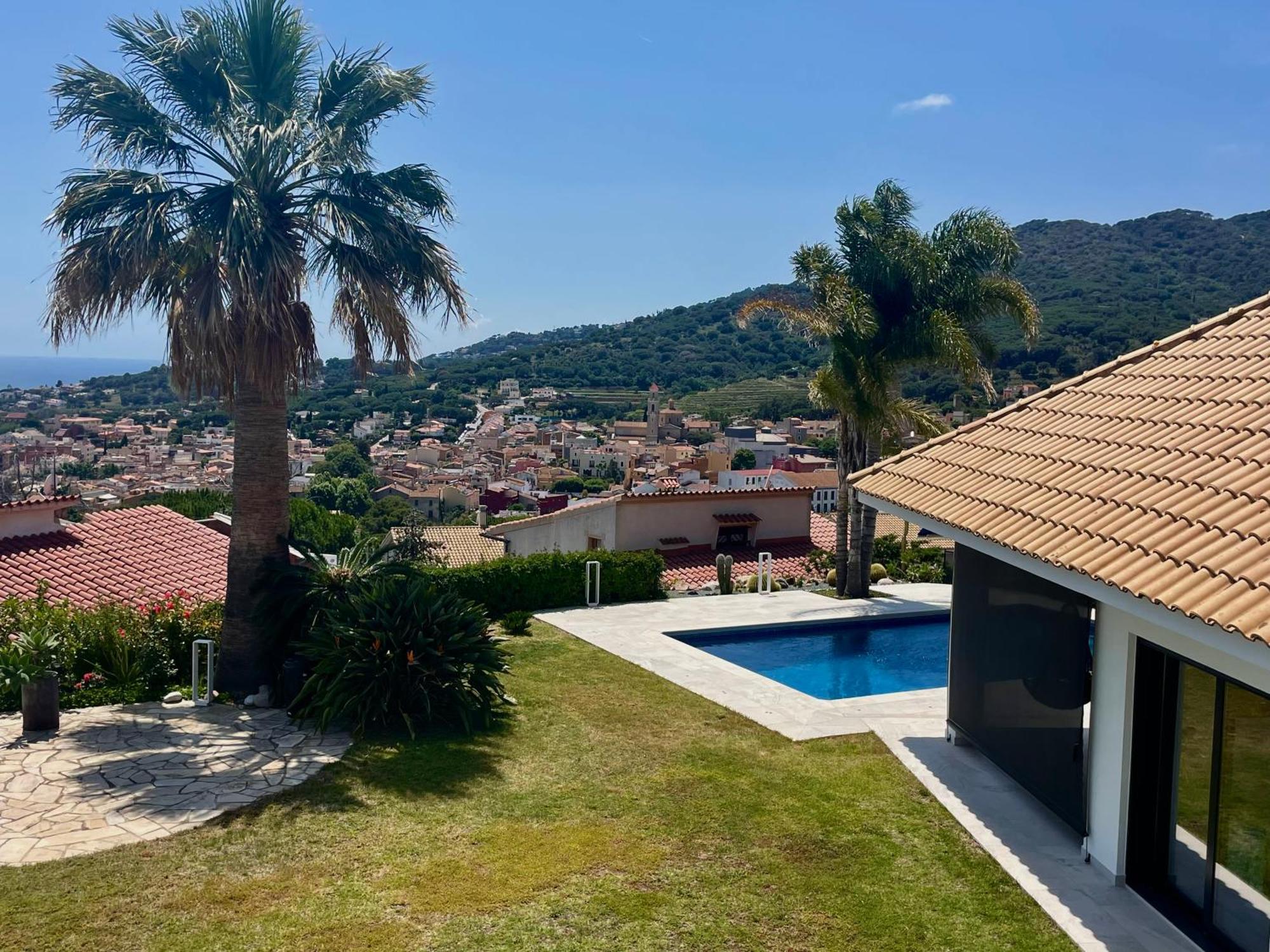 Palm Maresme - Suite With Bathroom And Terrasse With Ocean Views In A Private Villa Vilassar De Dalt 외부 사진