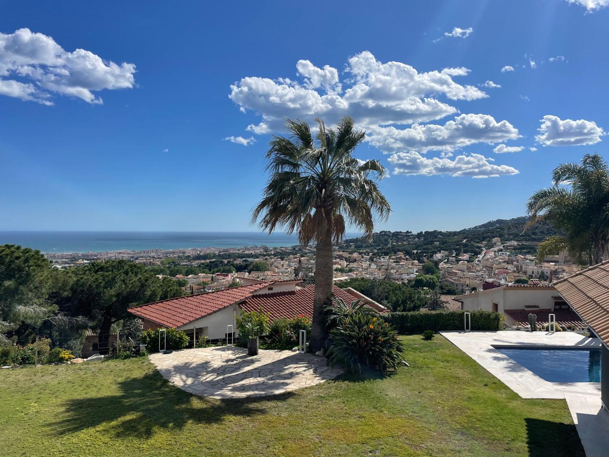 Palm Maresme - Suite With Bathroom And Terrasse With Ocean Views In A Private Villa Vilassar De Dalt 외부 사진